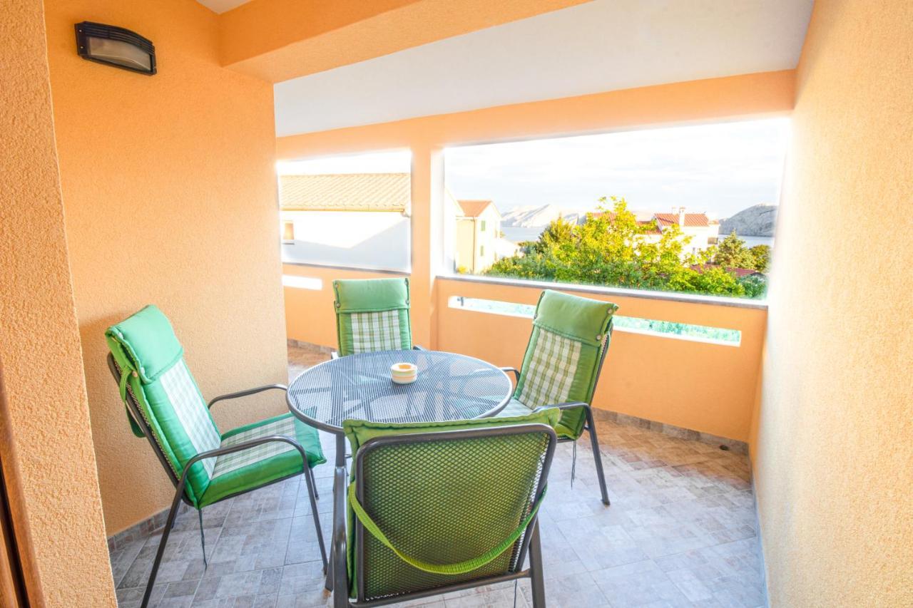 Apartments Dujmovic With Terrace Baška Exterior foto